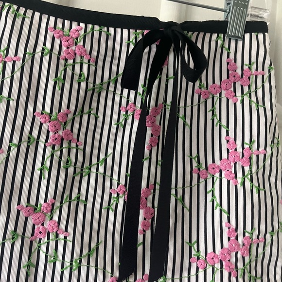 Nanette Lepore Embroidered Floral Striped Mini Skirt - Picture 6 of 7